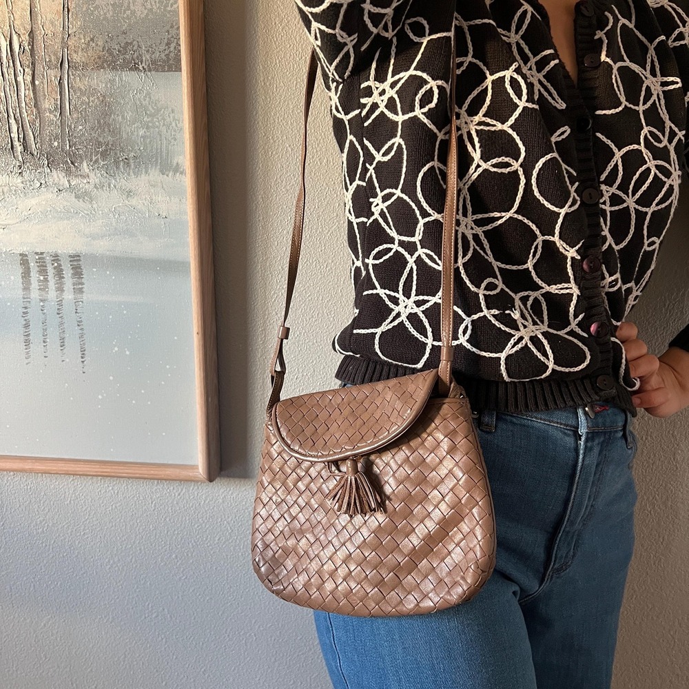 Vintage 1970s Neuseters Woven Leather Crossbody Bag Brown Basketweave Tassel USA - Picture 6 of 9